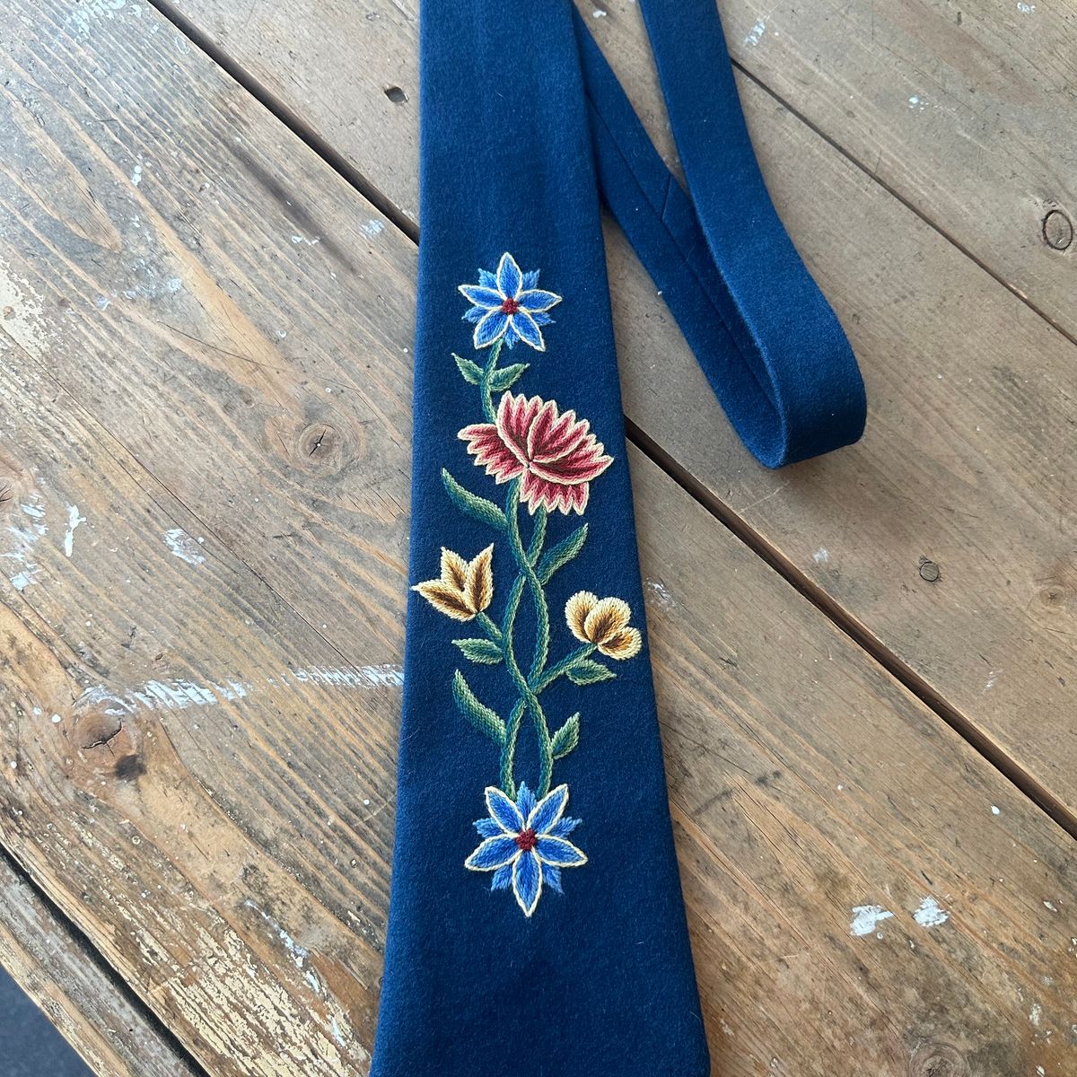 Slips materialpakke, Nordlandsbunad.