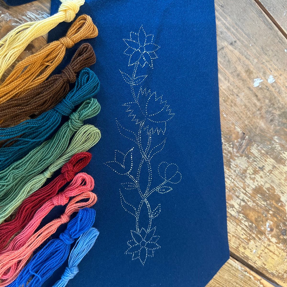 Slips materialpakke, Nordlandsbunad.